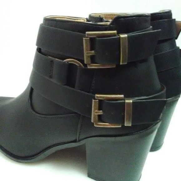 LovMark Shoes - LovMark Black Block Heeled Booties 7.5 Moto